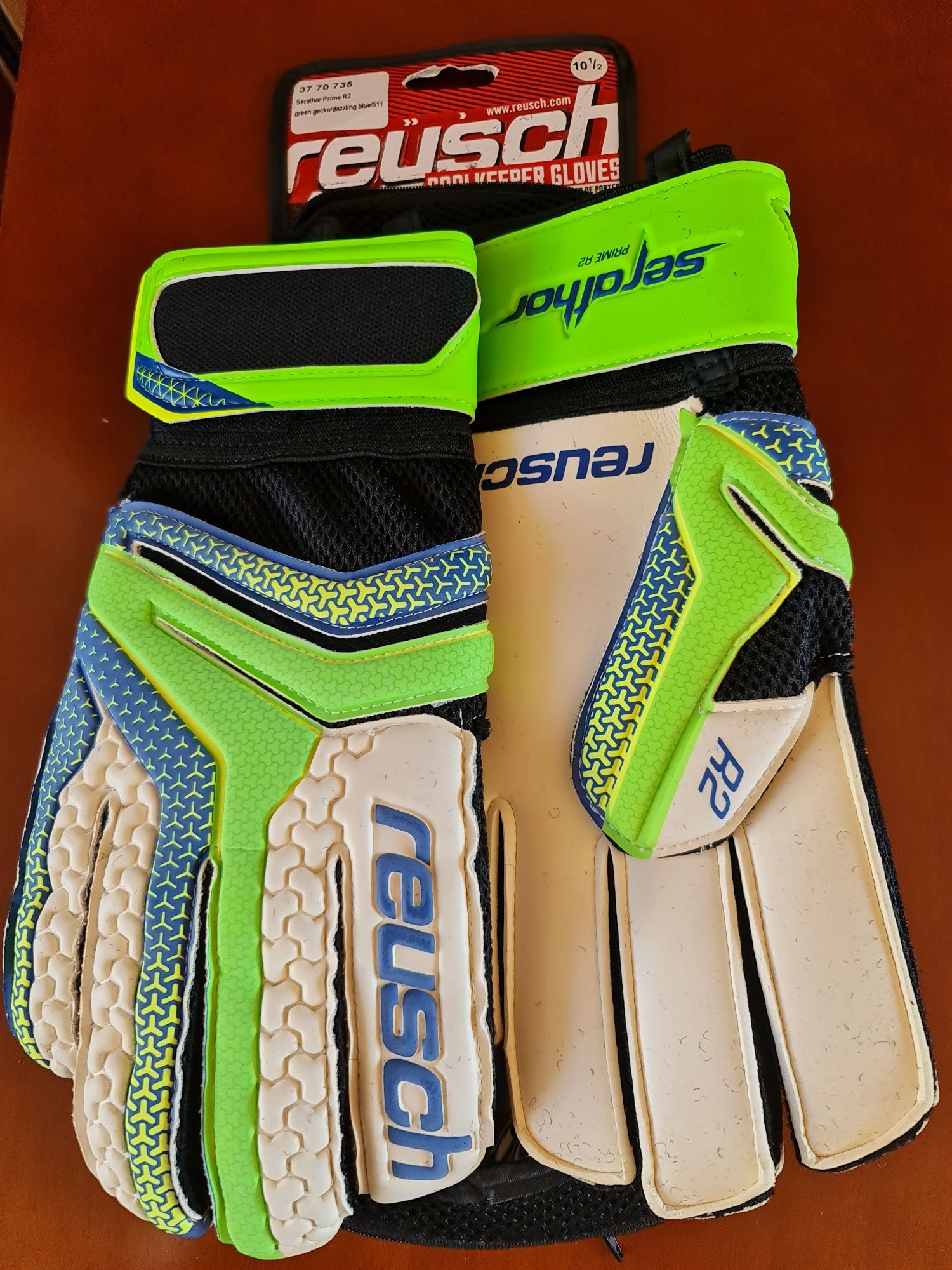 Reusch serathor prime r2 cheap