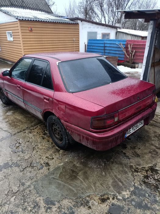 Продам мазду323 на ходу