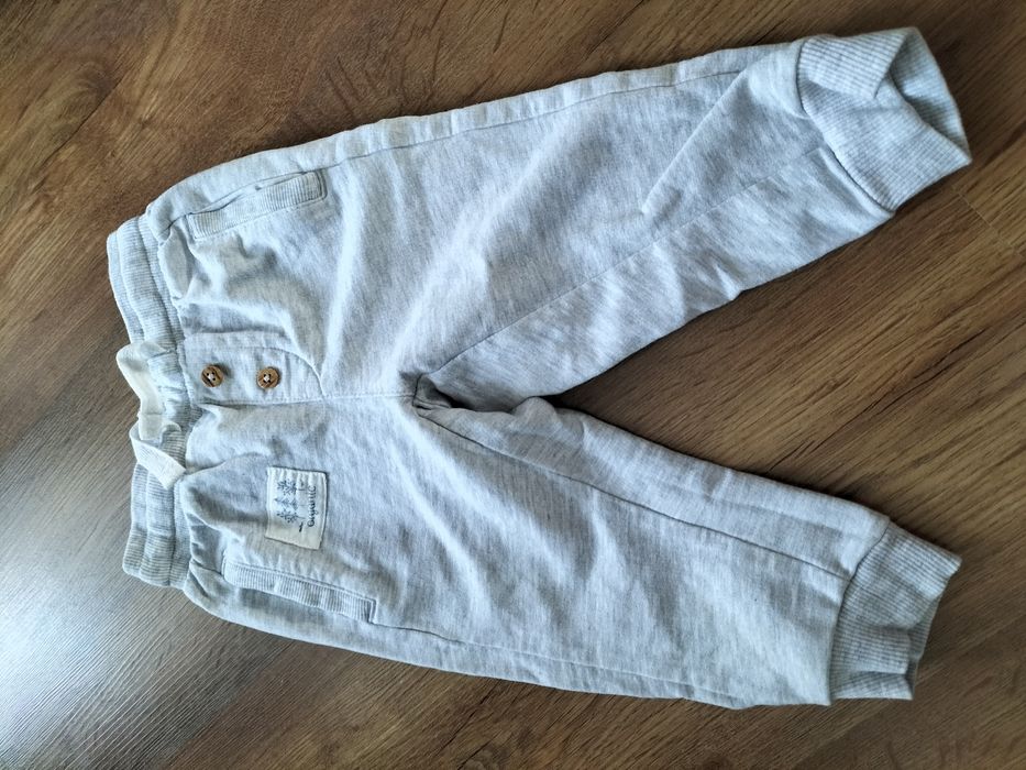 Body i spodenki r.80