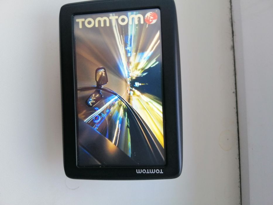 GPS навигатор то том.