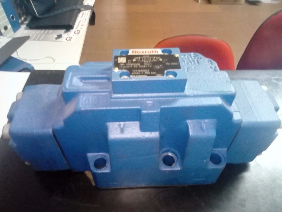 Válvula hidráulica rexroth,nova