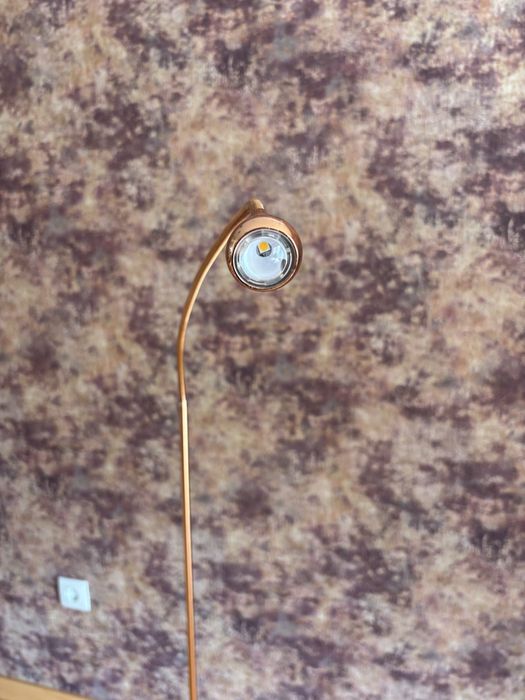 Candeeiro IKEA dourado