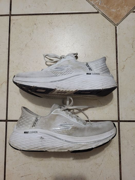 Buty sportowe biegowe do biegania Sketchers r. 38 Max Cushion

Marka: