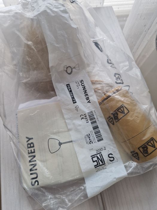Ikea sunneby oprawka z kablem żółta