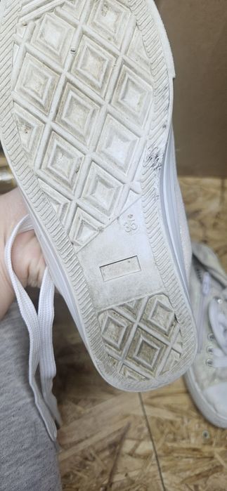 Buty trampki brokatowe