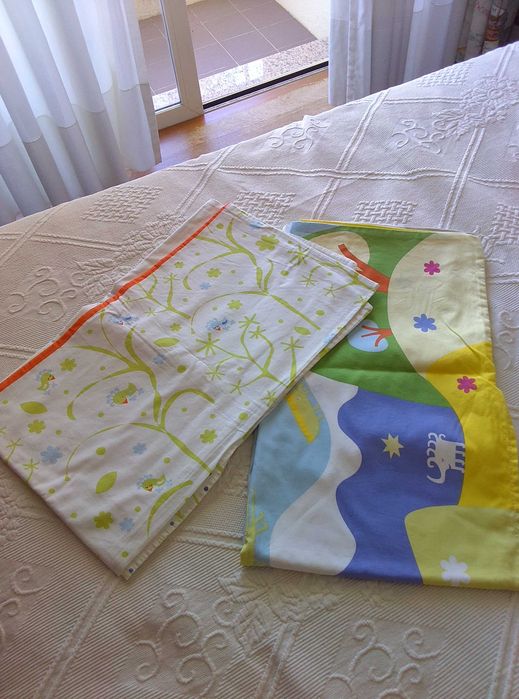 Cama viagem bébé "Zippy" + colchão ortopédico + roupa de cama
