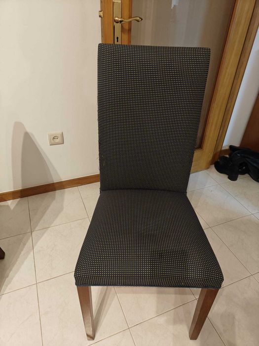 Mesa de jantar com 6 cadeiras