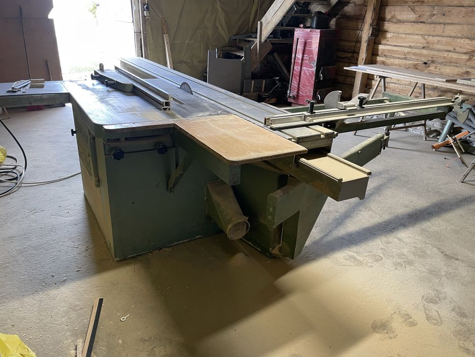 Pila formatowa z podcinakiem