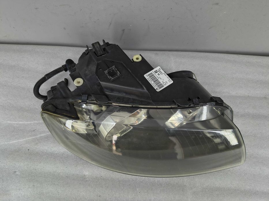 Lampa Prawa Przód AUDI A3 8P (03-08) H7 Oryginał | Europa