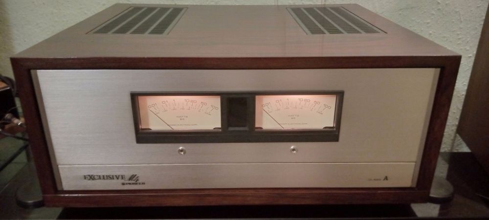 Pioneer Exclusive  M-4