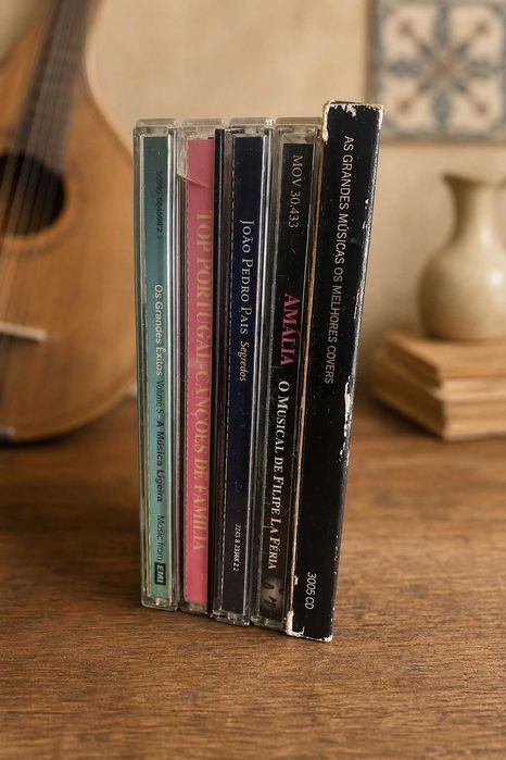 Lote 5 CDs Música Portuguesa / Pop Nacional / Música Ligeira – João Pedro Pais, Amália, GNR, EMI, Portugal Top