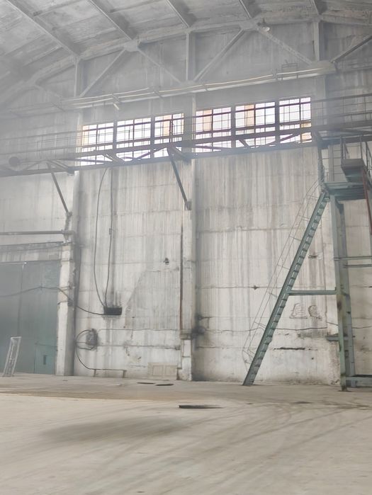 Продаж приміщення 16000 м²