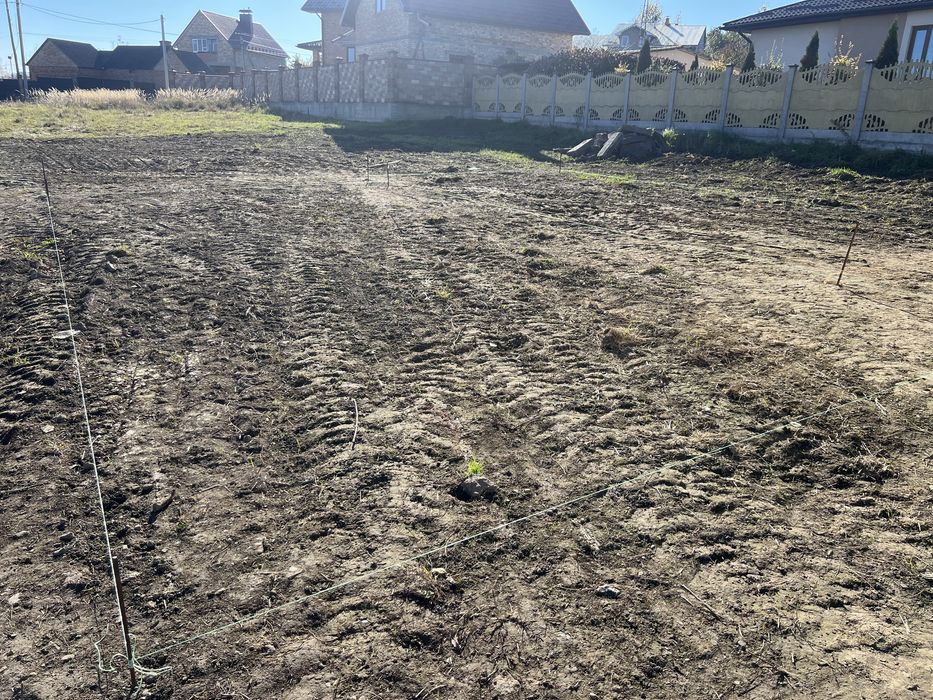 продаж ділянки під забудову