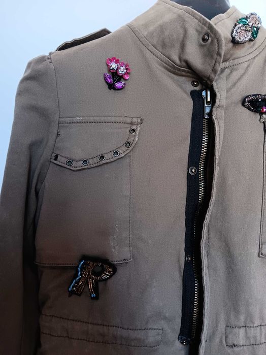 Parka estilo militar Bershka M