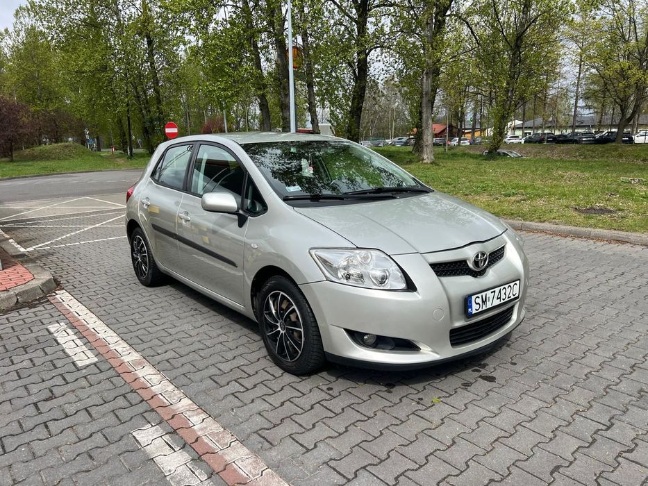 Toyota Auris Toyota Auris 1,6 benzyna 124KM automat
