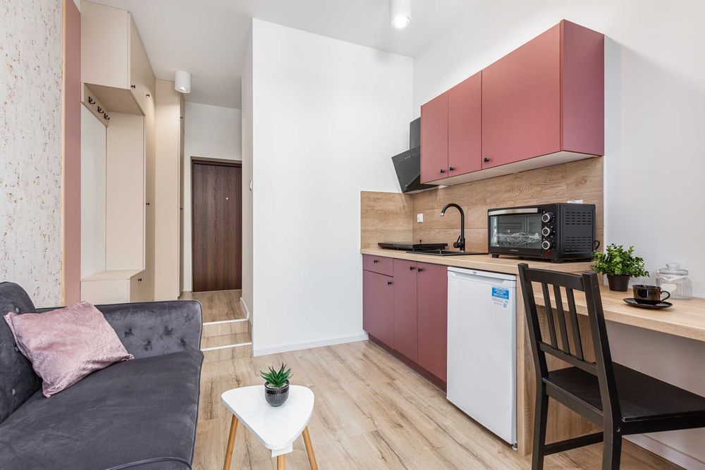 Eleganckie studio przy ul. Emilii Plater z balkonem