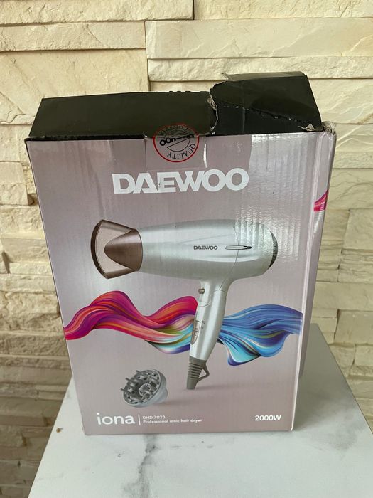 Profesjonalna suszarka do włosów Daewoo DHD-7023 | Jonizacja | 2200W