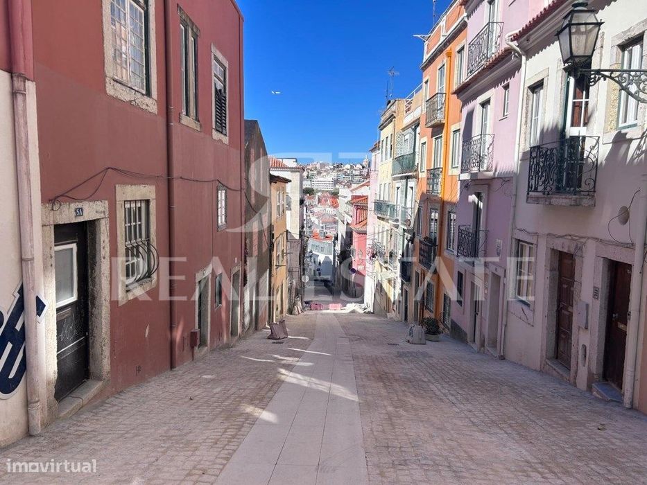 T1+1 com PÁTEO - Santa Catarina, Chiado, Lisboa