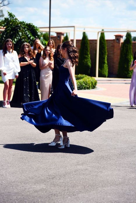 Випускна сукня, вечірня сукня