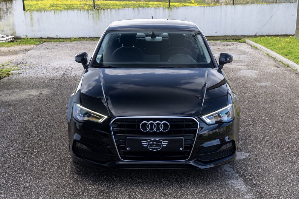 Audi A3 Limousine 1.6 TDI S-Line (desde 230€/mês financiamento)