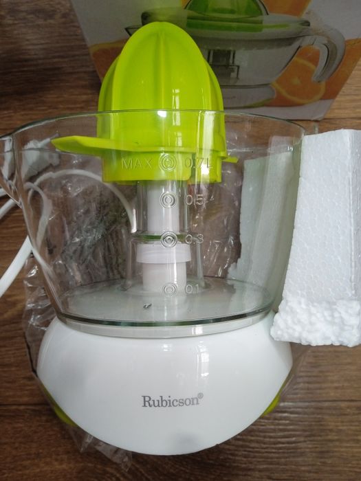 Соковыжималка Rubicson