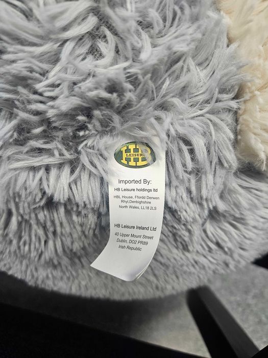 Продам дві великі іграшки  нові