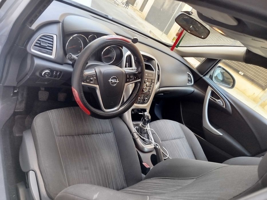 Carro Opel astra 2010