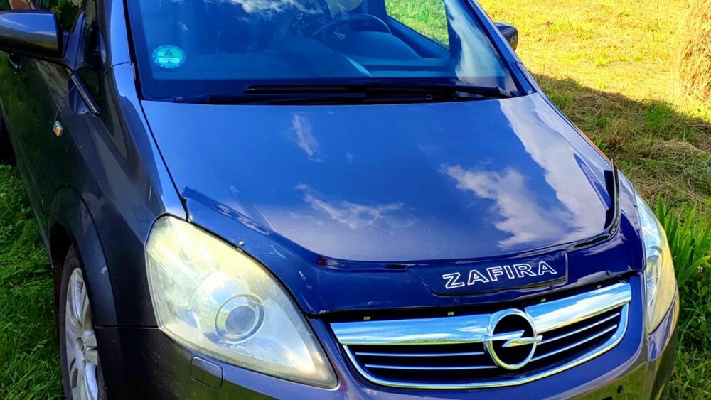 Продам  дефлекторы окон и капота от производителя