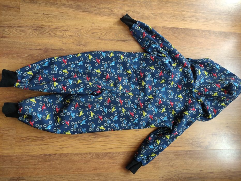 Kombinezon softshell marki iELM