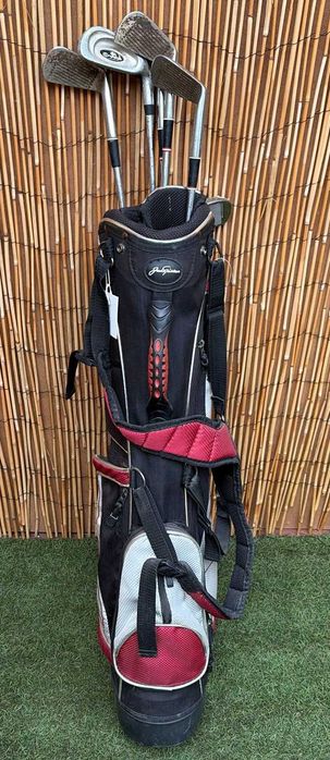 sacos de golf antigos com tacos
