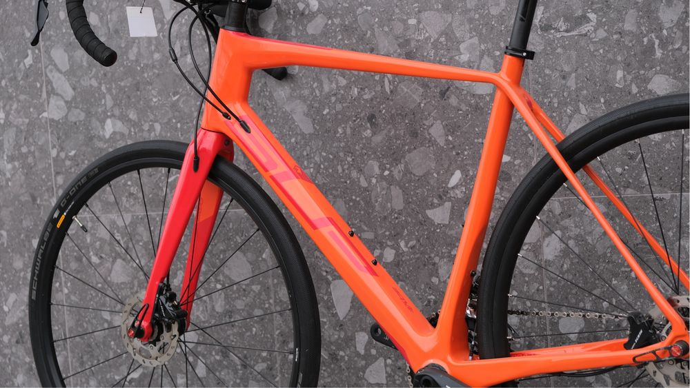 Шосейний велосипед SUP X-Road карбоновий tarmac addict: 1 200