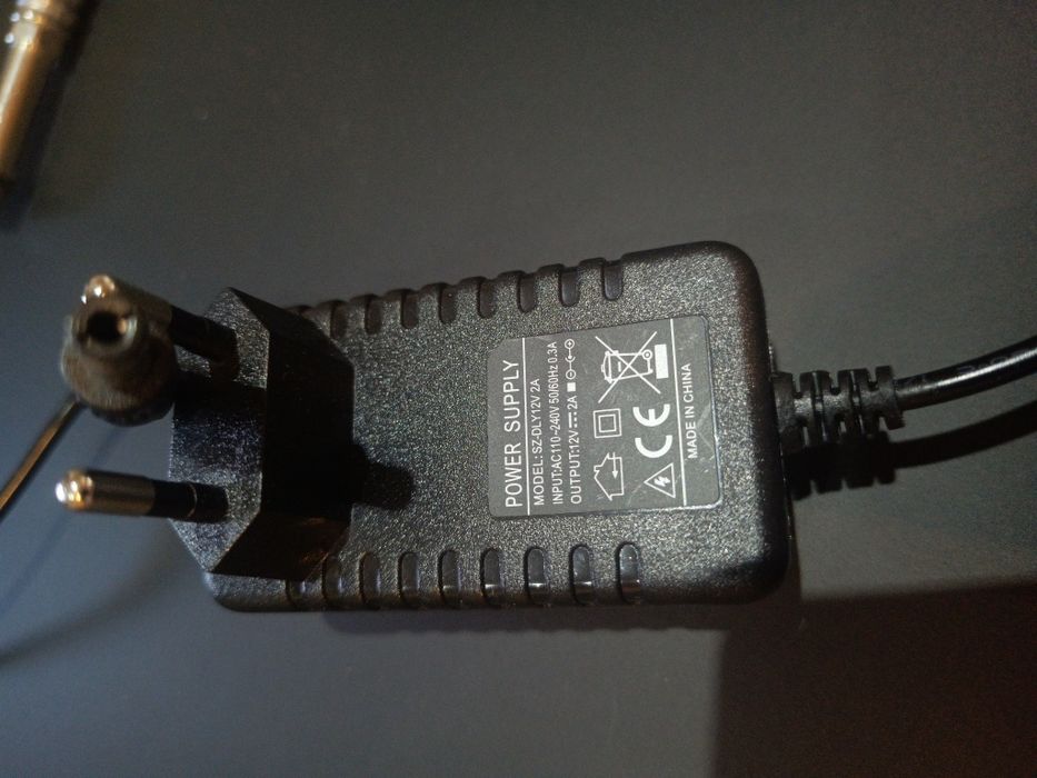 POWER SUPPLY ładowarka zasilacz 12V 2A 5.5mm

12V2A