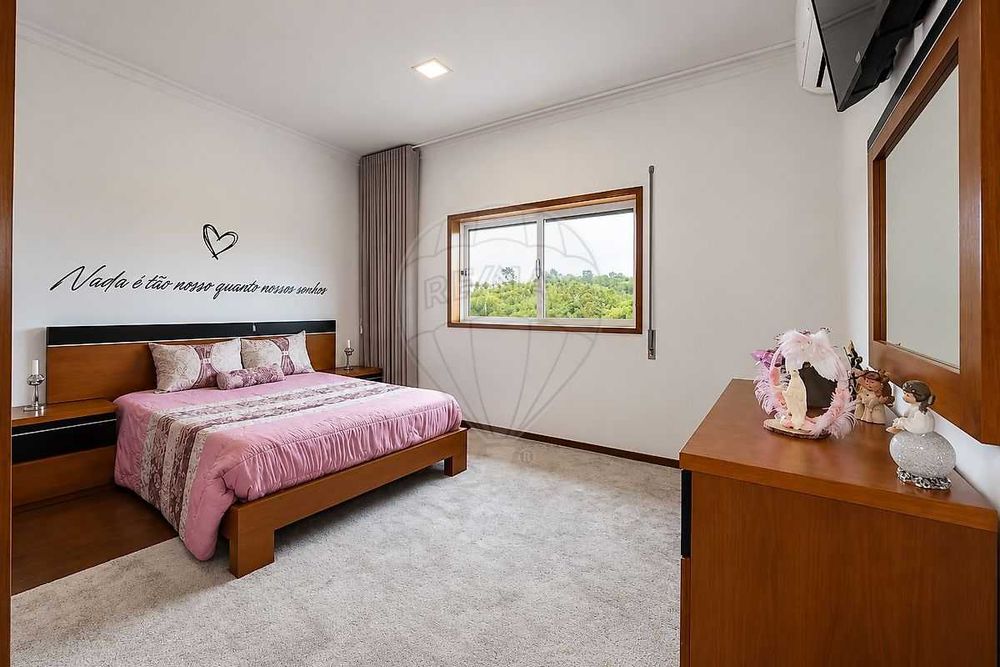 Apartamento T3 em Pombeiro, Felgueiras
