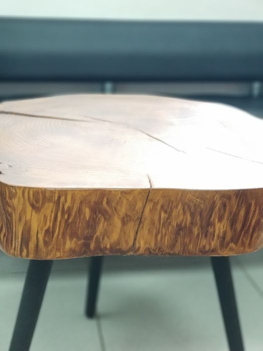 Ексклюзивний столик з хвої ( Ручна робота)