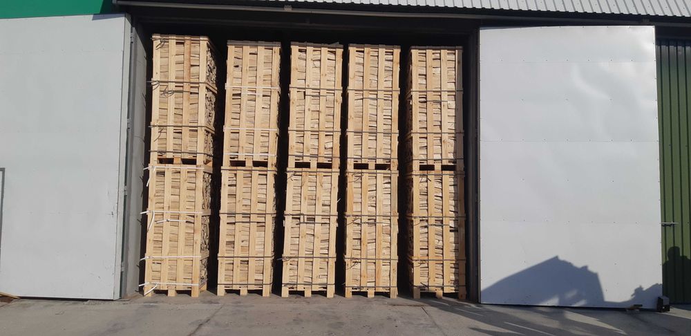 Пропонуемо брикети PINI-KEY. Дрова,Дуб.Граб.Ясен. Власне виробництво.