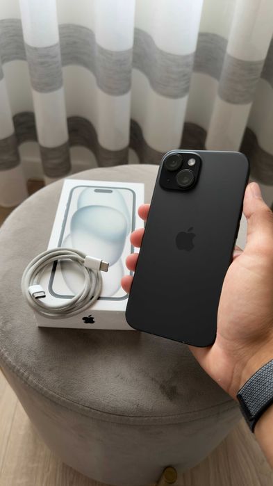 Aceito trocas/retomas. Apple iPhone 15 128GB 91% "preto" + caixa original e cabo