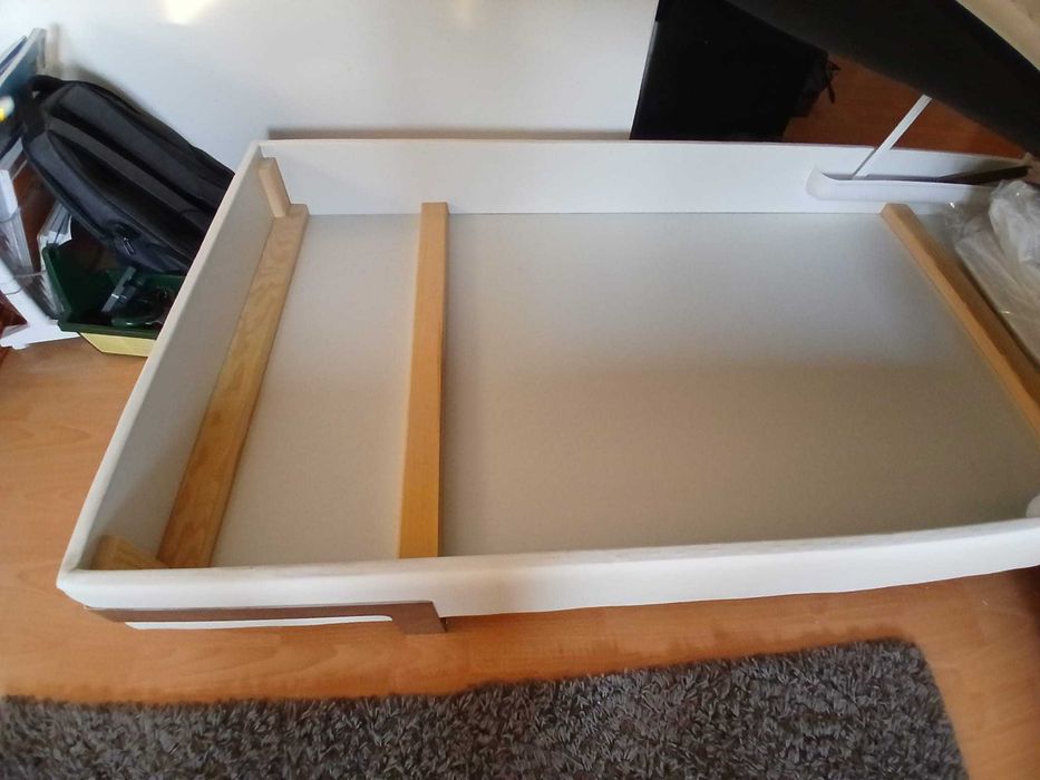Sofá de canto modular com cama e caixa de arrumação para renovar