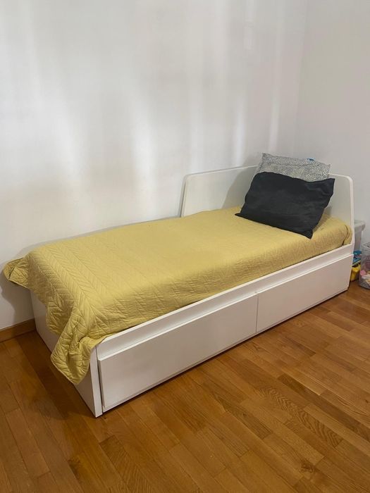 Cama de criança ou casal