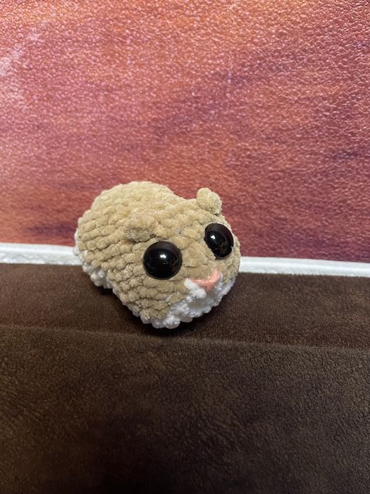 Іграшка хомʼяк, сумний хомʼяк з мему