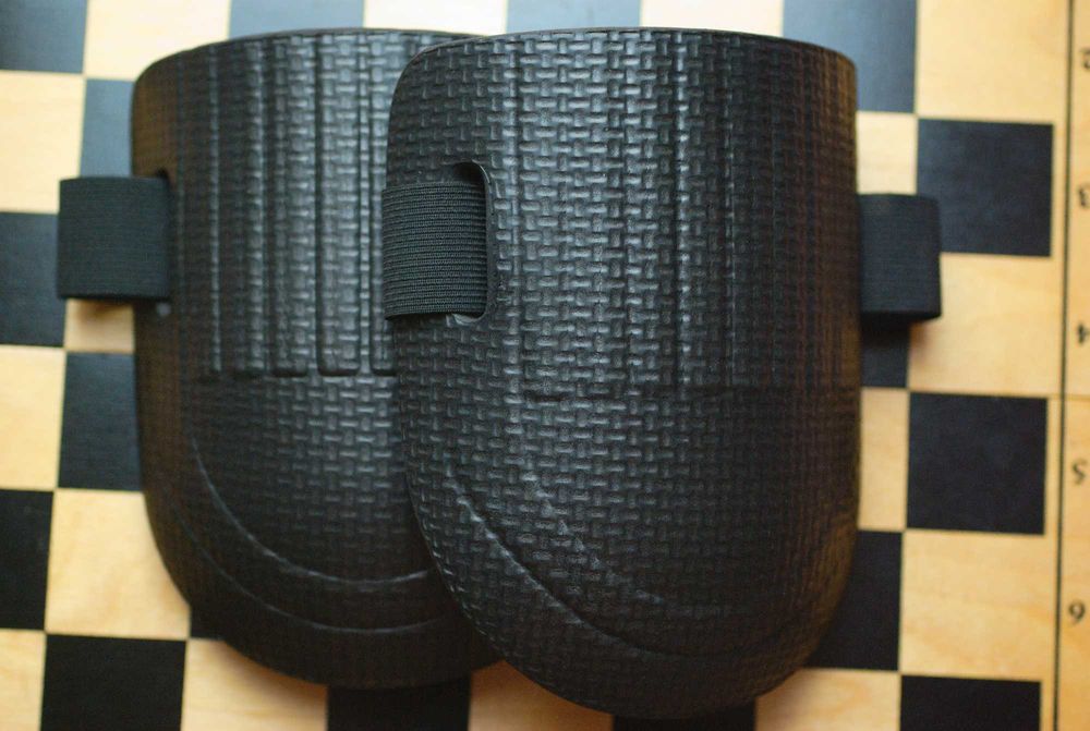 Якісні наколінники (для дому, рибалки, для роботи)