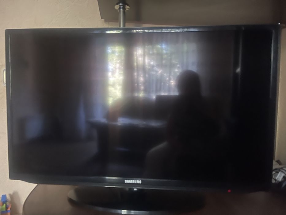 Смарт телевізор SAMSUNG UE32H530
