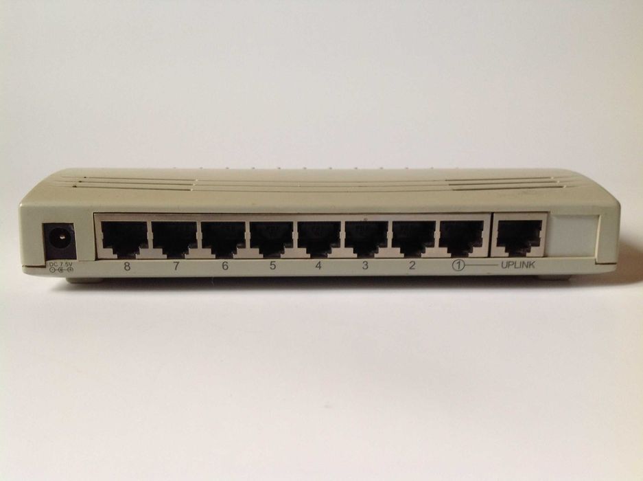 Свитч коммутатор Surecom EP-808X-R/2B состояние – неизвестно 8 портов