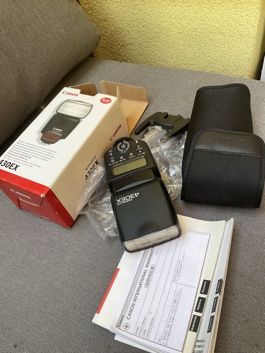 Lampa blyskowa canon 430 ex