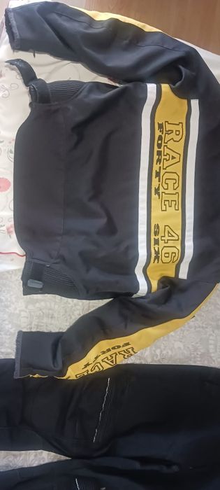 Fato de motar calça e casaco