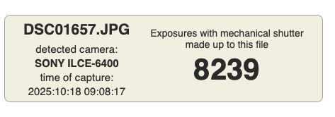 Sony A6400 + 16-50mm Lens + Cage + 3 Batteries — Excellent Condition64739758299137121