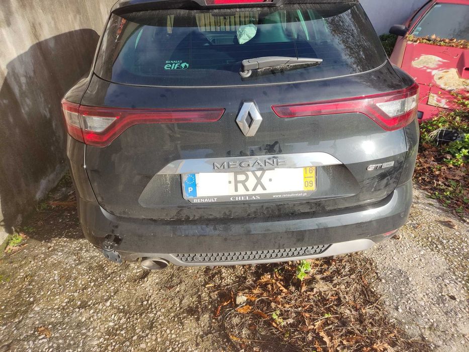 Megane IV GT Line 2016 Acidentada