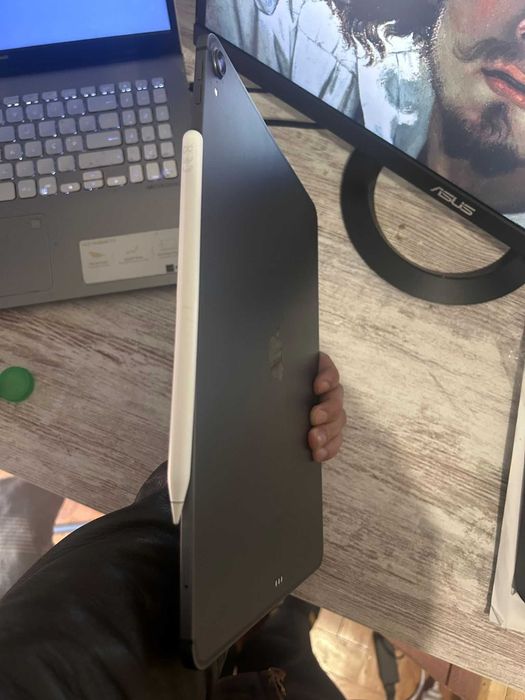 iPad Pro 12,9" 3ª geração (2018) 256GB + Apple Pencil (2ª geração)