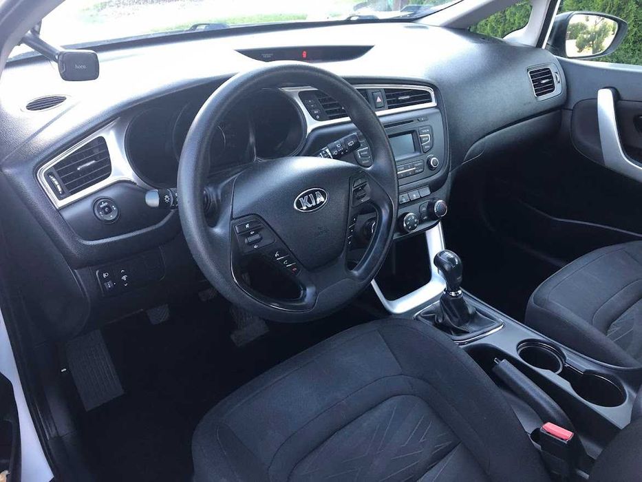 KIA Ceed 1.4 100 KM Benzyna Salon Polska