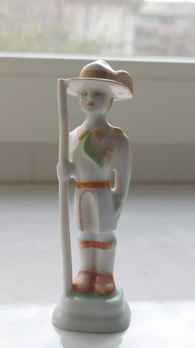 Статуэтка старая