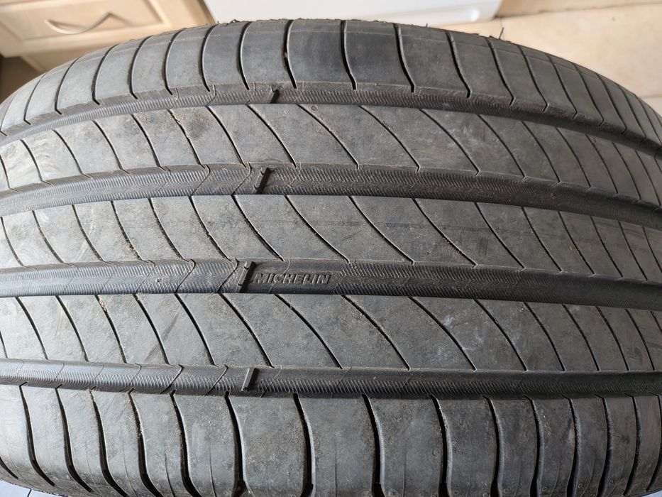 Шини літні 235/40/R19 Michelin Primacy 4 96w